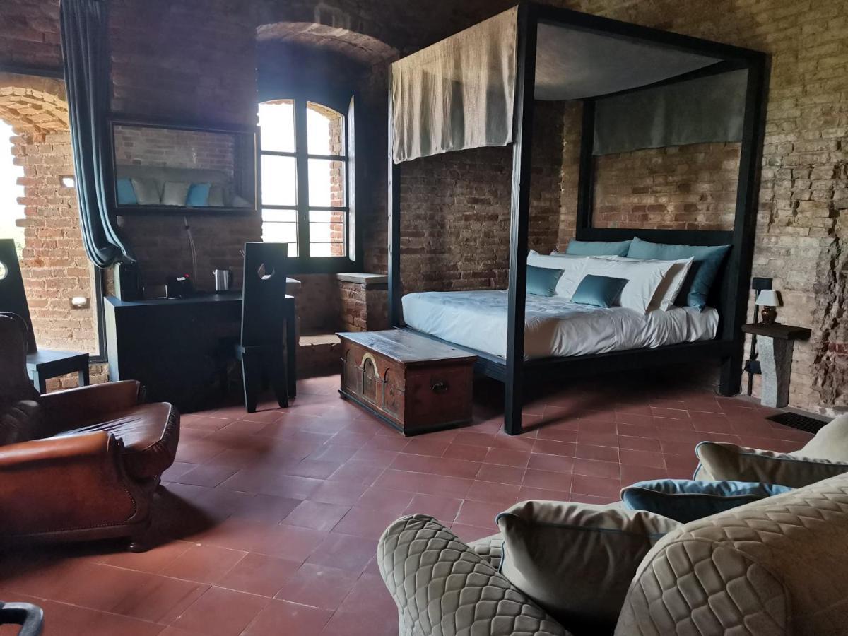 Hotel Rocca di Arignano Esterno foto