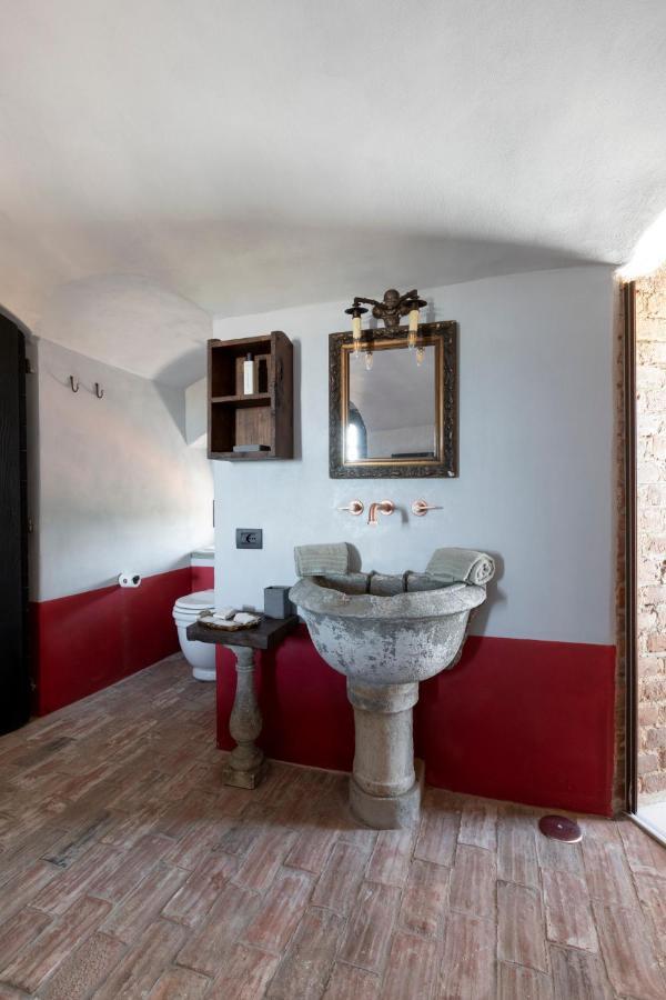 Hotel Rocca di Arignano Esterno foto