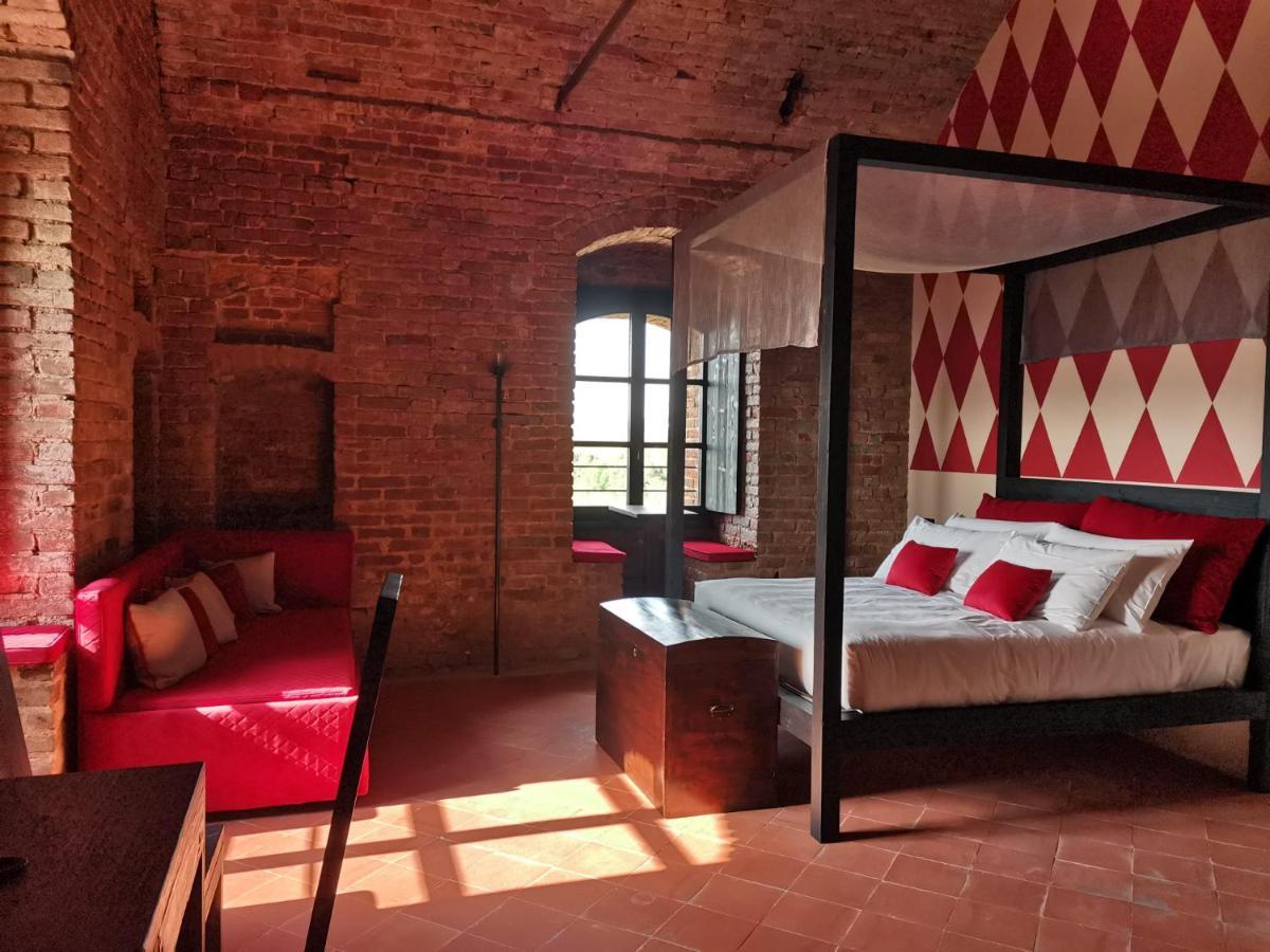 Hotel Rocca di Arignano Esterno foto