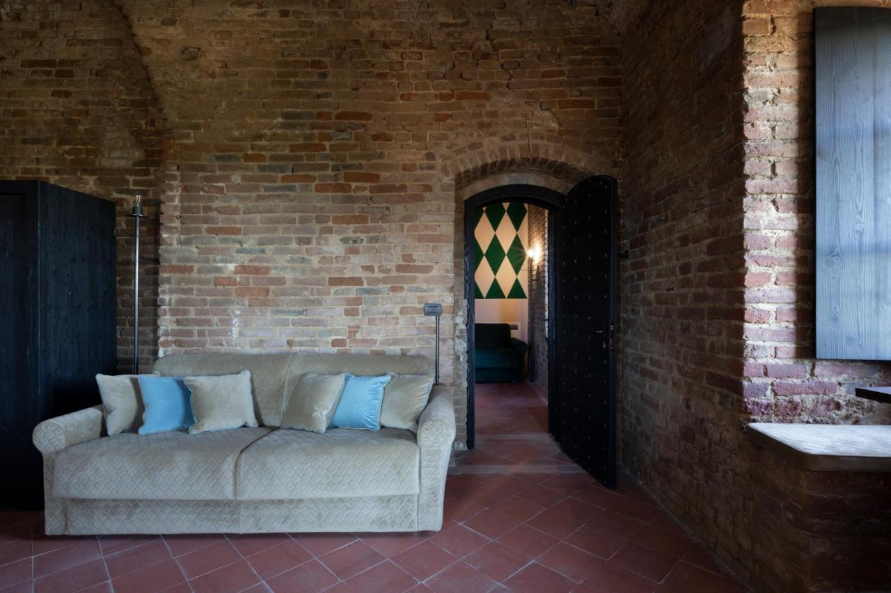 Hotel Rocca di Arignano Esterno foto