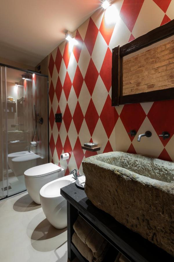 Hotel Rocca di Arignano Esterno foto