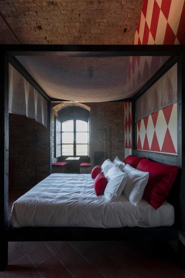 Hotel Rocca di Arignano Esterno foto