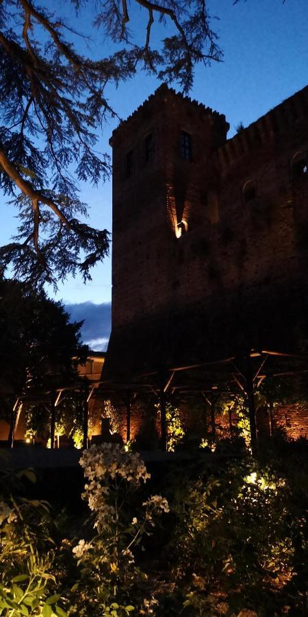 Hotel Rocca di Arignano Esterno foto